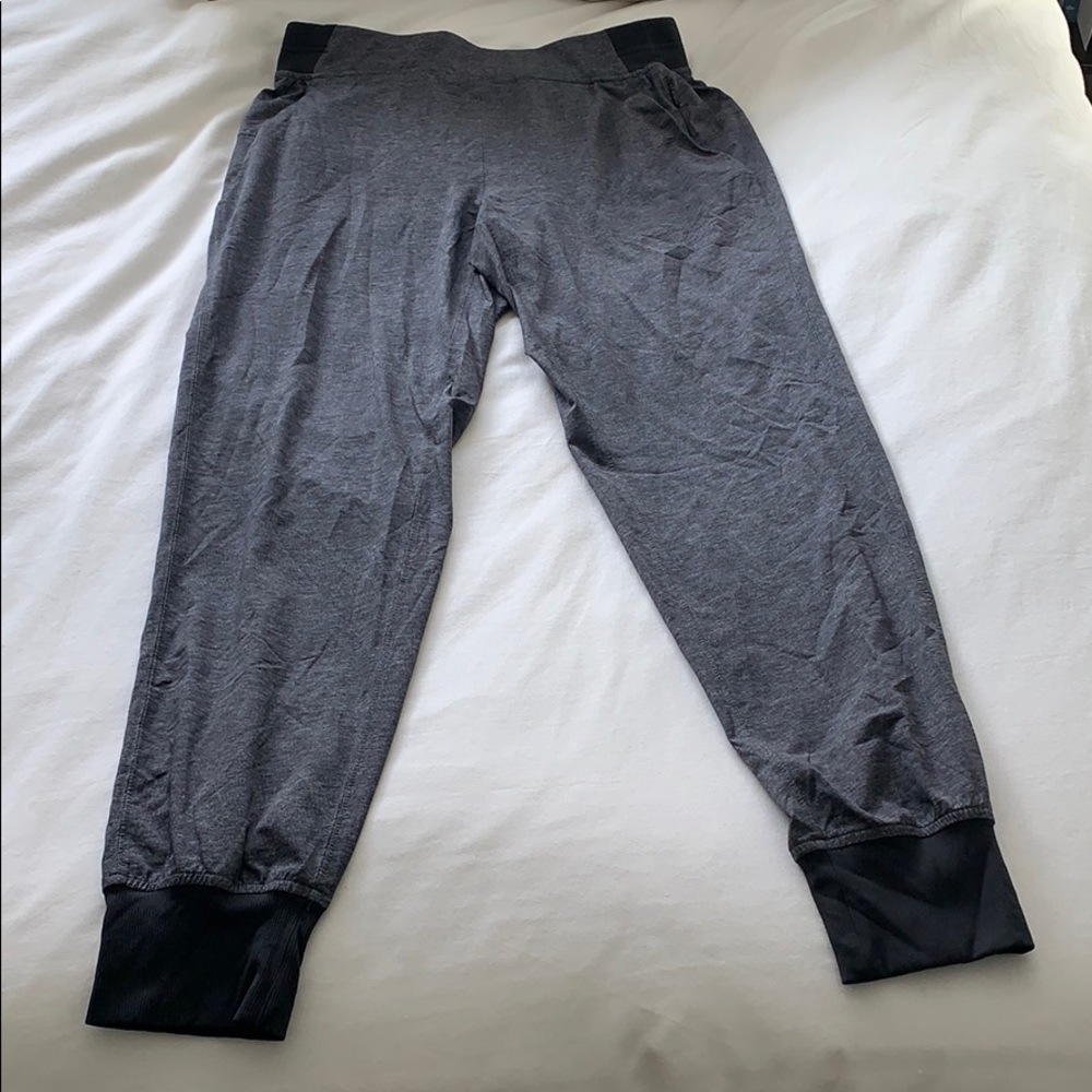 LULULEMON men’s gray joggers